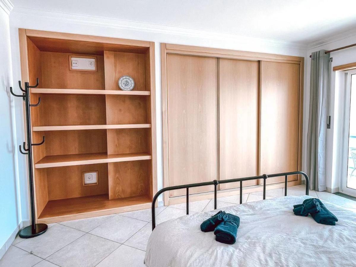 Peniche Master Bedroom With Sea View Balcony, Private Bathroom, Shared Kitchen, Swimming Pool, Surfing Resort Atouguia Da Baleia Zewnętrze zdjęcie